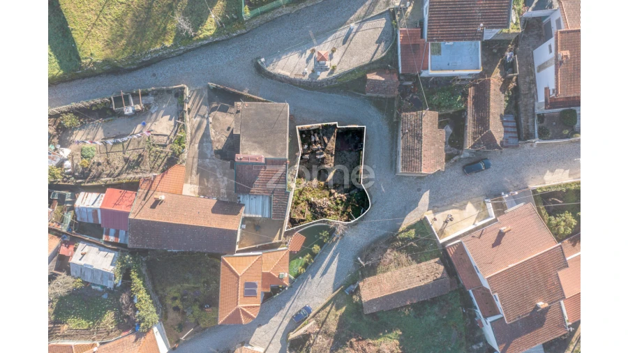 Moradia T3 para Venda em Penafiel Foto 14