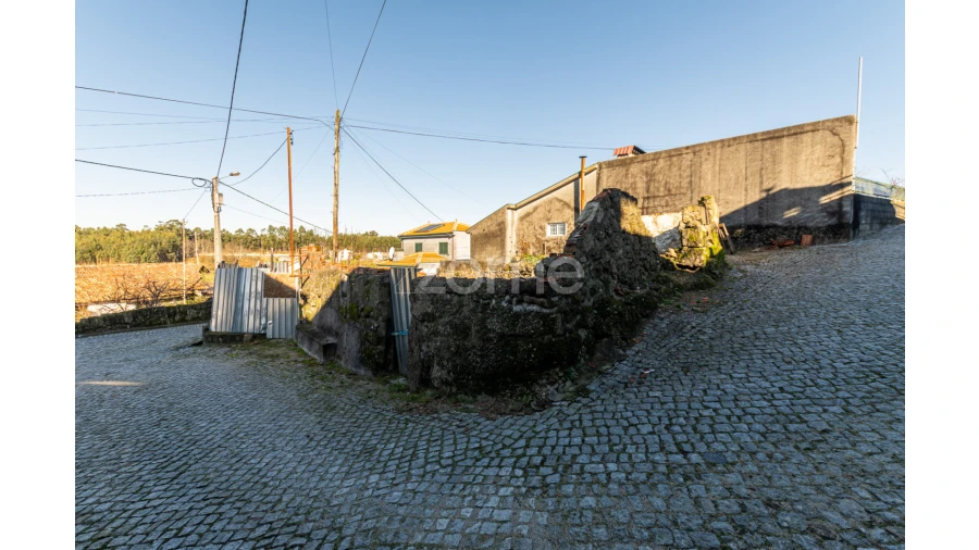 Moradia T3 para Venda em Penafiel Foto 10
