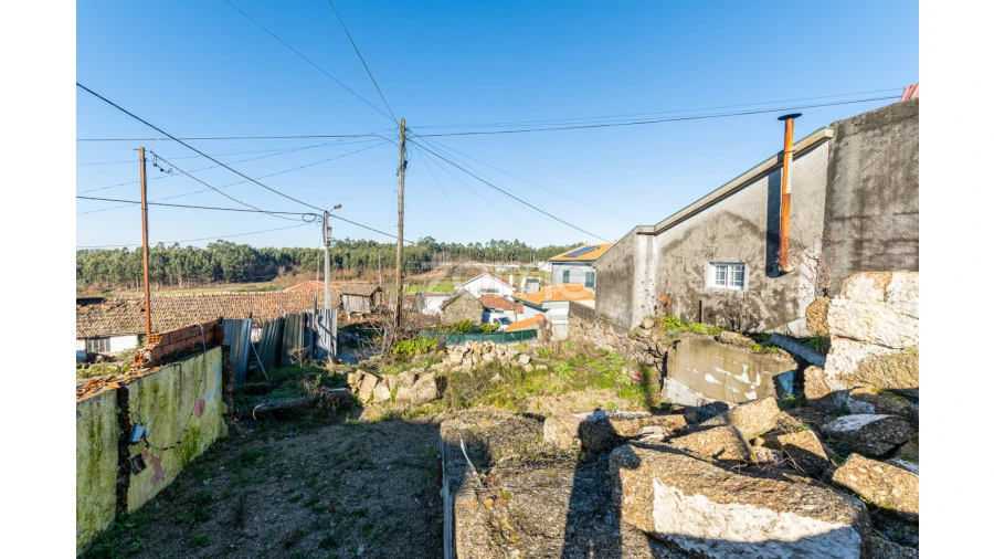 Moradia T3 para Venda em Penafiel Foto 6