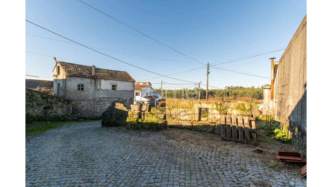 Moradia T3 para Venda em Penafiel Foto 8