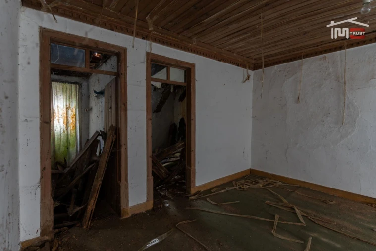 Moradia T2 para Venda em São Mamede Foto 16