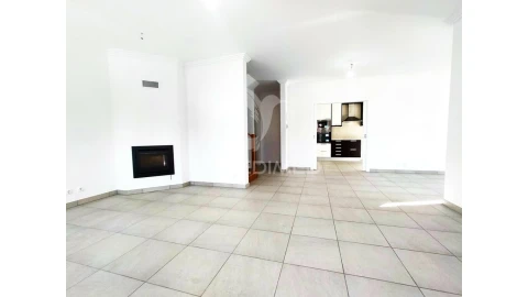Moradia T4 para Venda em Ericeira