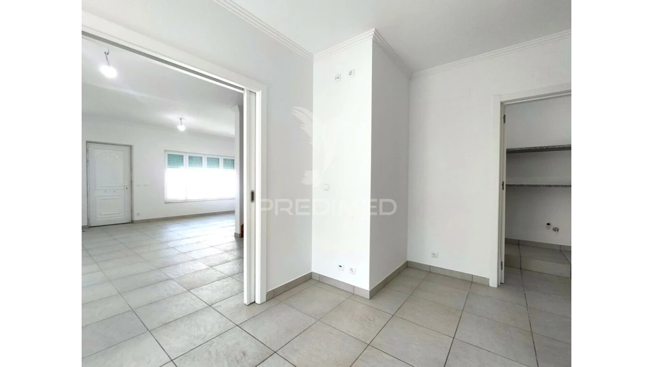 Moradia T4 para Venda em Ericeira Foto 10