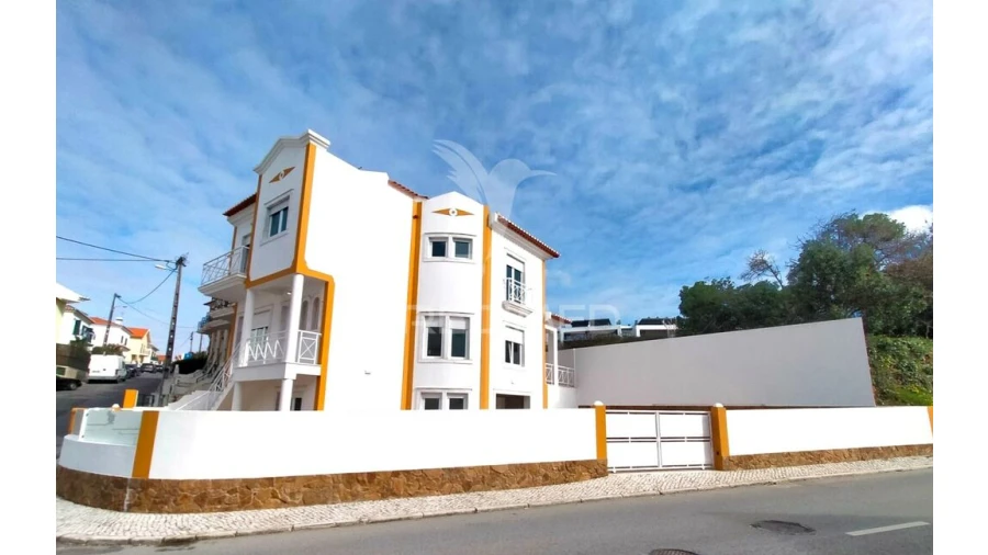 Moradia T4 para Venda em Ericeira Foto 7