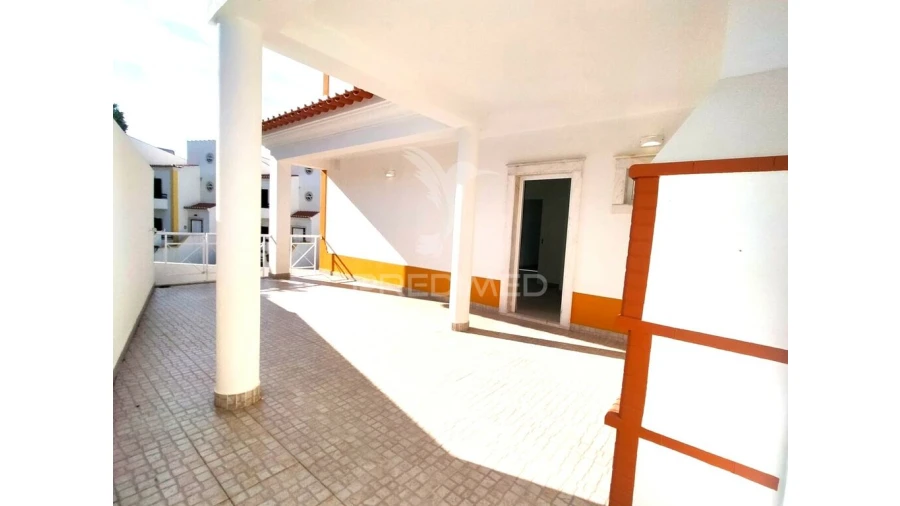Moradia T4 para Venda em Ericeira Foto 8