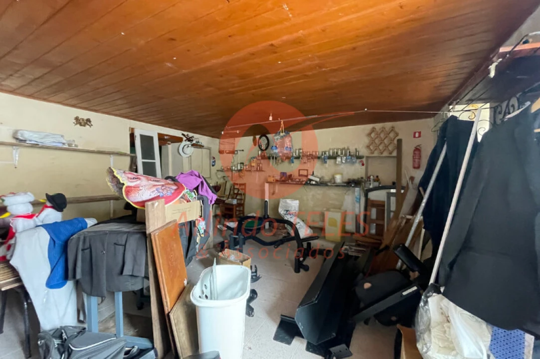 Moradia T2 para Venda em Praia da Vitoria (Santa Cruz) Foto 17