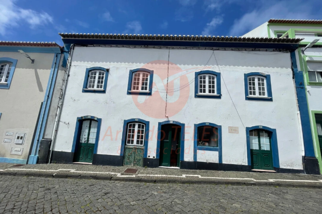 Moradia T2 para Venda em Praia da Vitoria (Santa Cruz) Foto 5