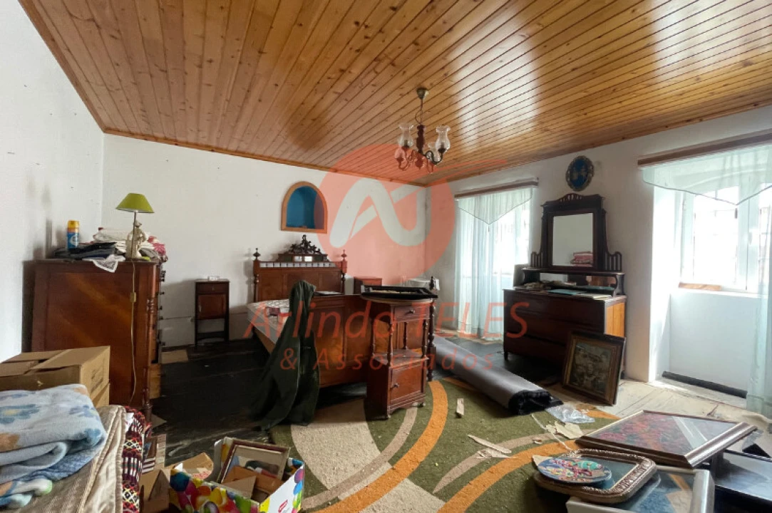 Moradia T2 para Venda em Praia da Vitoria (Santa Cruz) Foto 13