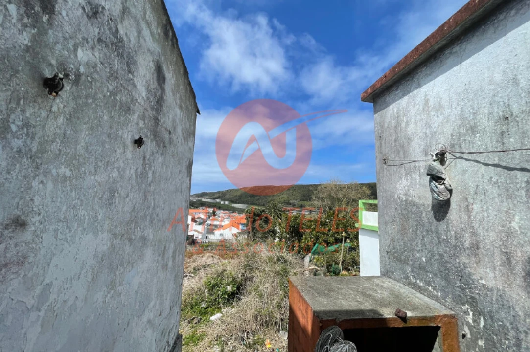 Moradia T2 para Venda em Praia da Vitoria (Santa Cruz) Foto 23