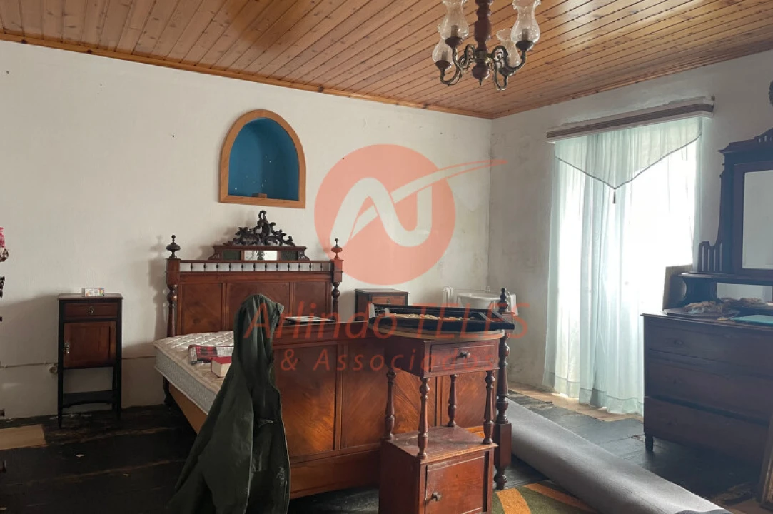 Moradia T2 para Venda em Praia da Vitoria (Santa Cruz) Foto 14