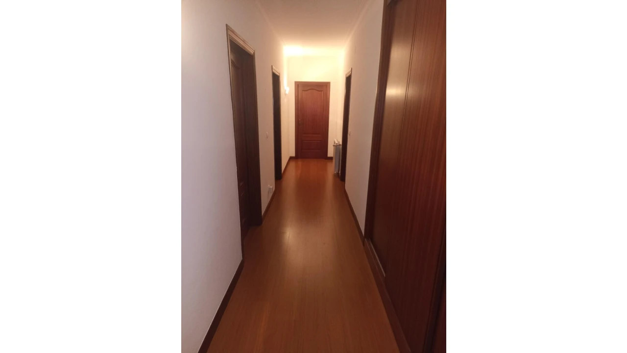 Moradia T4 para Venda em São João das Lampas e Terrugem Foto 13