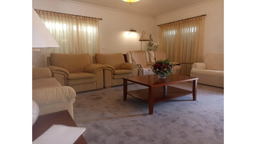 Moradia T4 para Venda em São João das Lampas e Terrugem Foto 8
