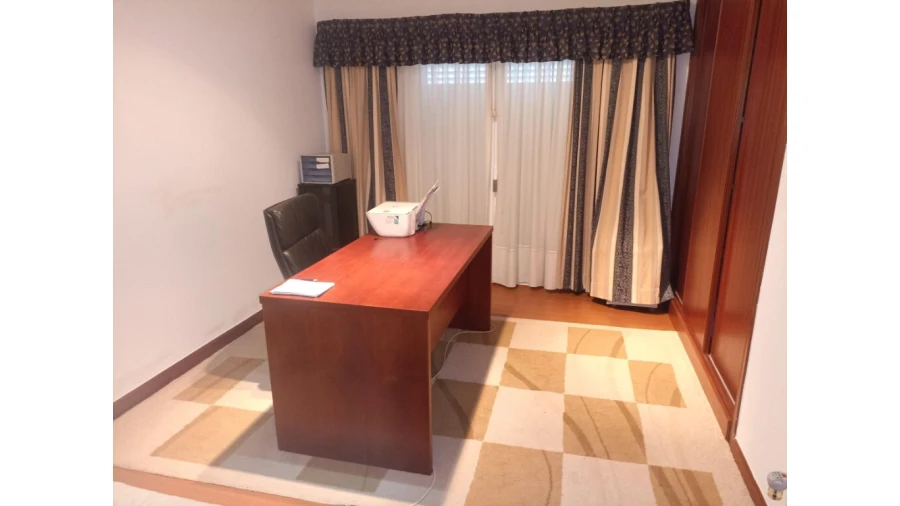 Moradia T4 para Venda em São João das Lampas e Terrugem Foto 36
