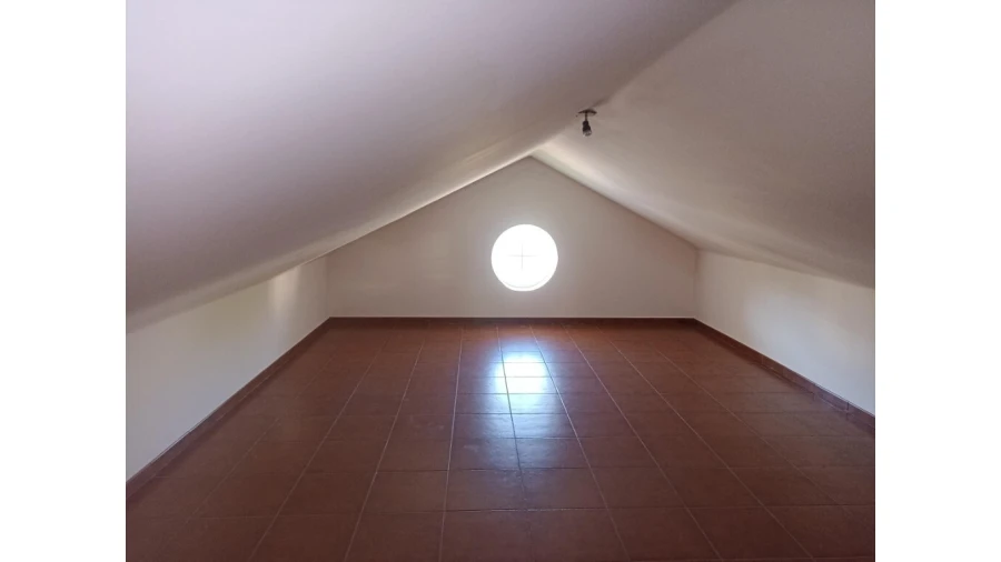 Moradia T4 para Venda em São João das Lampas e Terrugem Foto 21