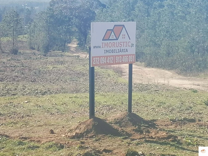 Terreno para Venda em Benquerenças Foto 1