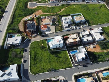 Terreno para Venda em Lagos (São Sebastião e Santa Maria)