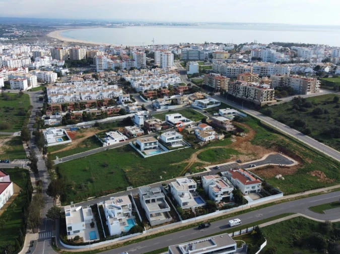 Terreno para Venda em Lagos (São Sebastião e Santa Maria)