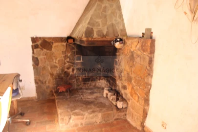 Quinta T1 para Venda em Lagos (São Sebastião e Santa Maria)