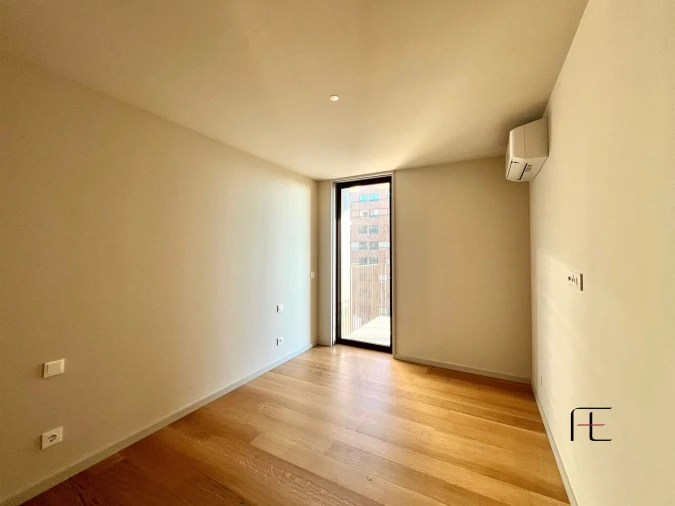 Apartamento T3 para Venda em Santa Marinha e São Pedro da Afurada Foto 16