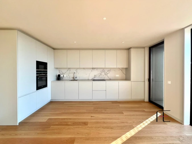 Apartamento T3 para Venda em Santa Marinha e São Pedro da Afurada Foto 2