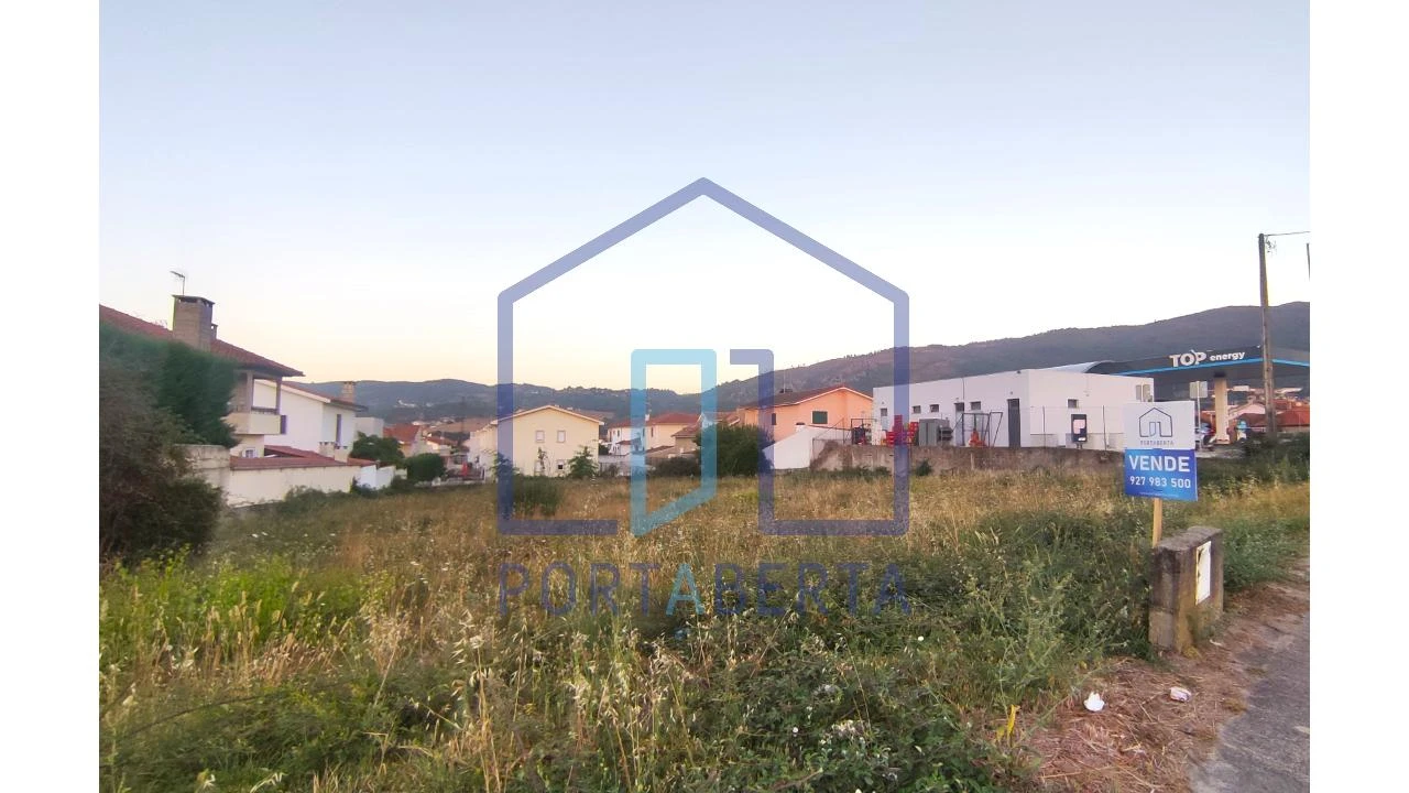 Terreno para Venda em Vilar de Nantes Foto 2