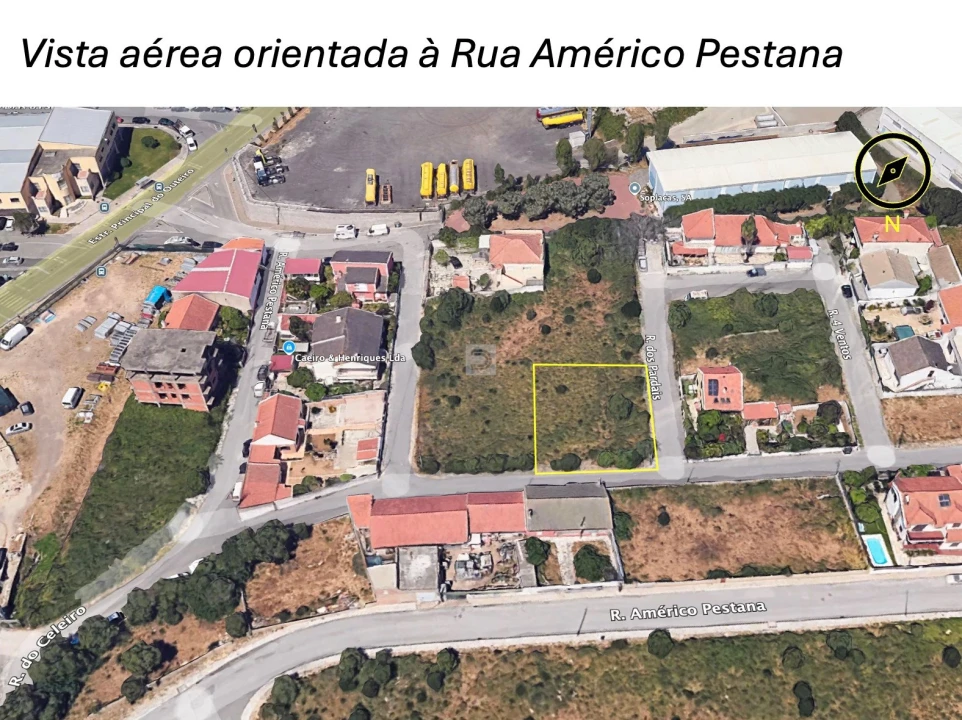 Terreno para Venda em São Domingos de Rana Foto 1