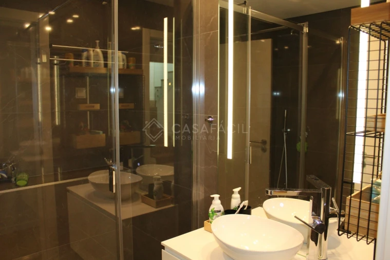 Apartamento T4 para Venda em Alcochete Foto 61
