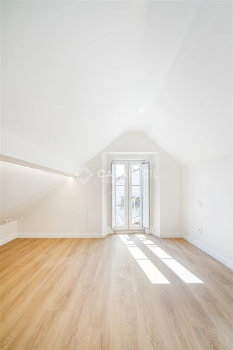 Apartamento T4 para Venda em Alcochete