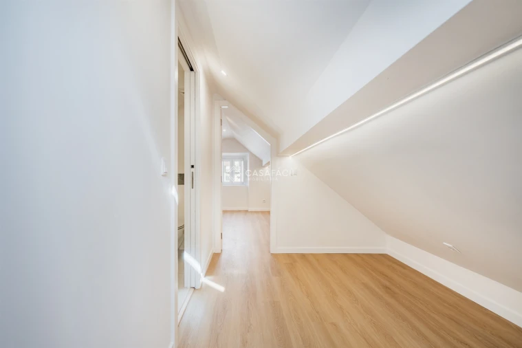 Apartamento T4 para Venda em Alcochete Foto 30