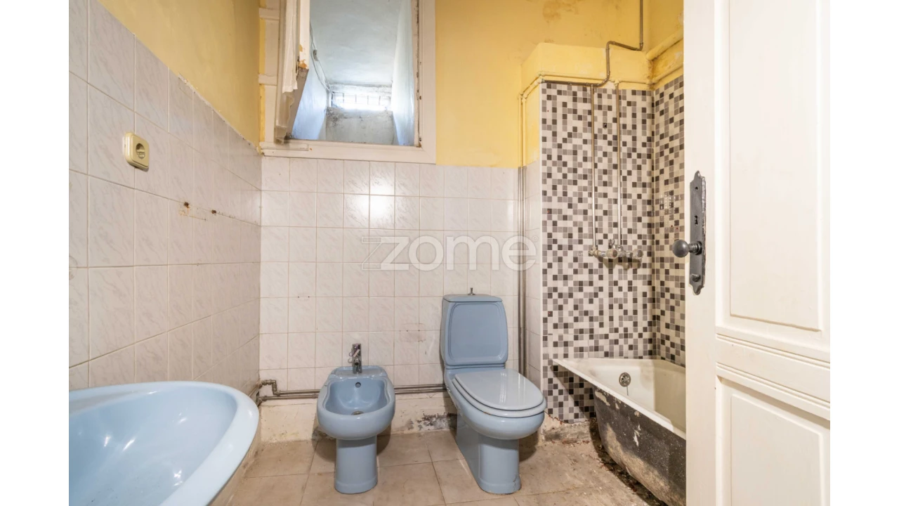 Moradia T6 para Venda em Paranhos Foto 53