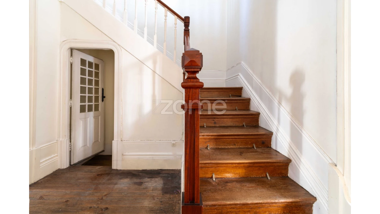 Moradia T6 para Venda em Paranhos Foto 30