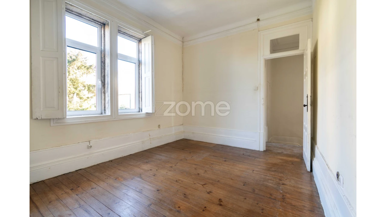 Moradia T6 para Venda em Paranhos Foto 42