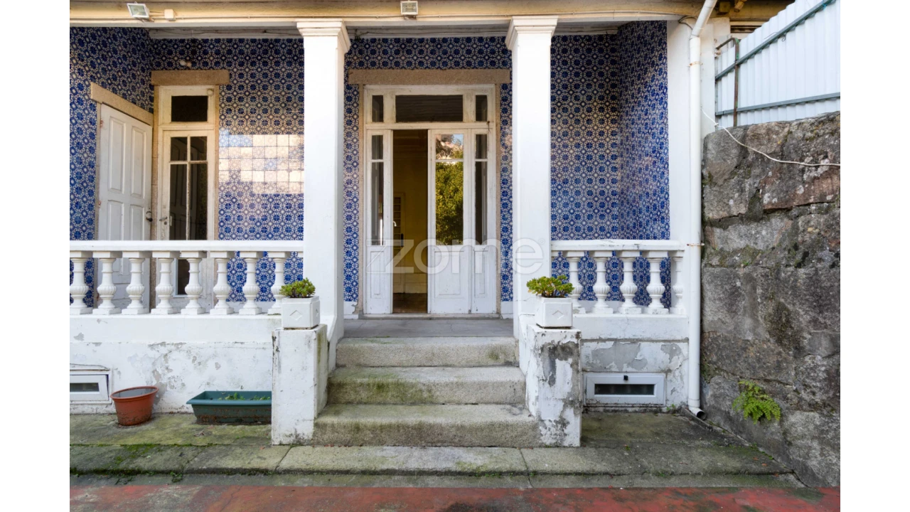 Moradia T6 para Venda em Paranhos Foto 23