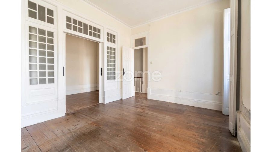 Moradia T6 para Venda em Paranhos Foto 39