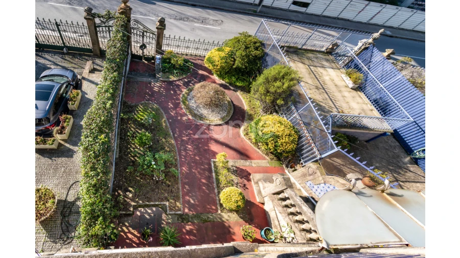 Moradia T6 para Venda em Paranhos Foto 6