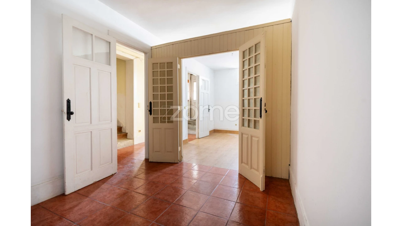 Moradia T6 para Venda em Paranhos Foto 51