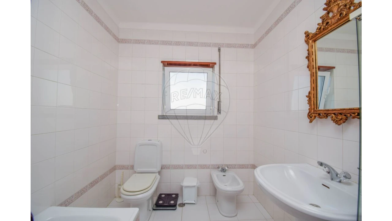 Moradia T6 para Venda em Carvalhal Foto 32