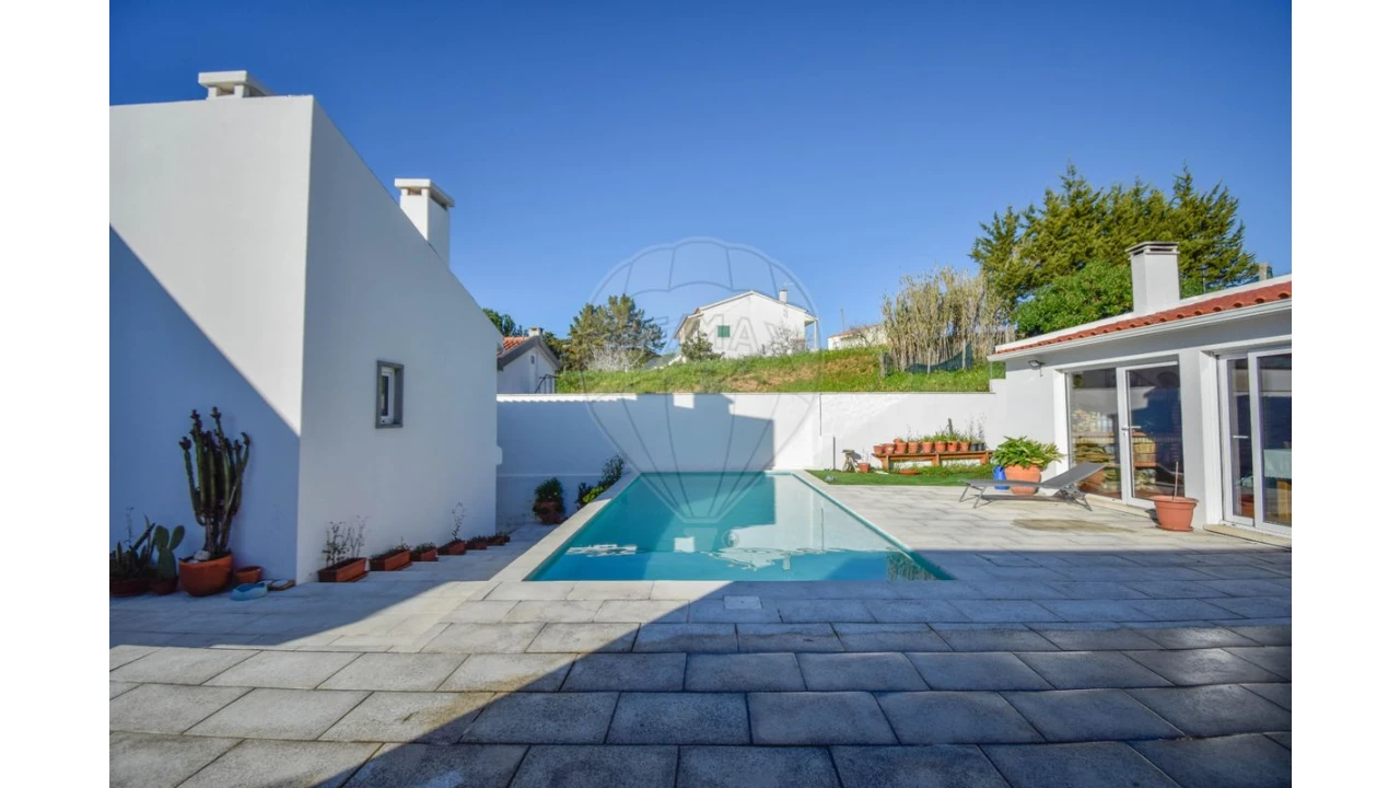 Moradia T6 para Venda em Carvalhal Foto 3