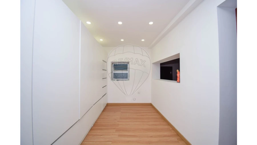 Moradia T6 para Venda em Carvalhal Foto 9