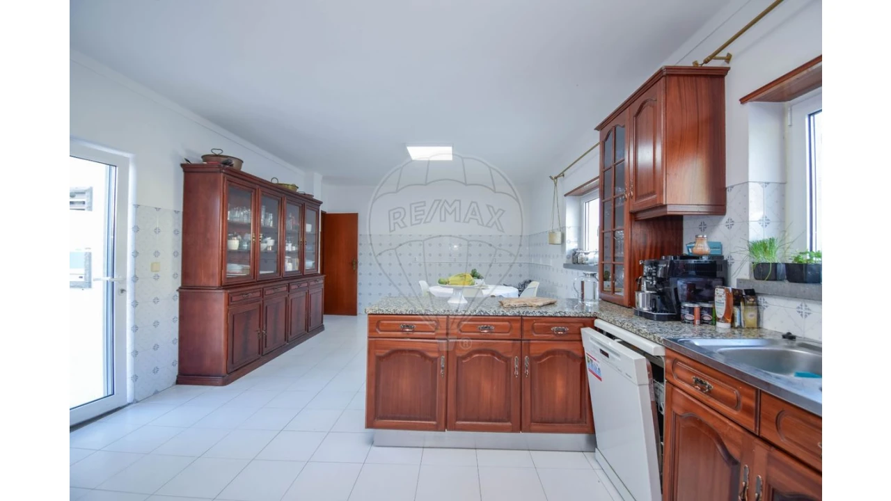 Moradia T6 para Venda em Carvalhal Foto 38