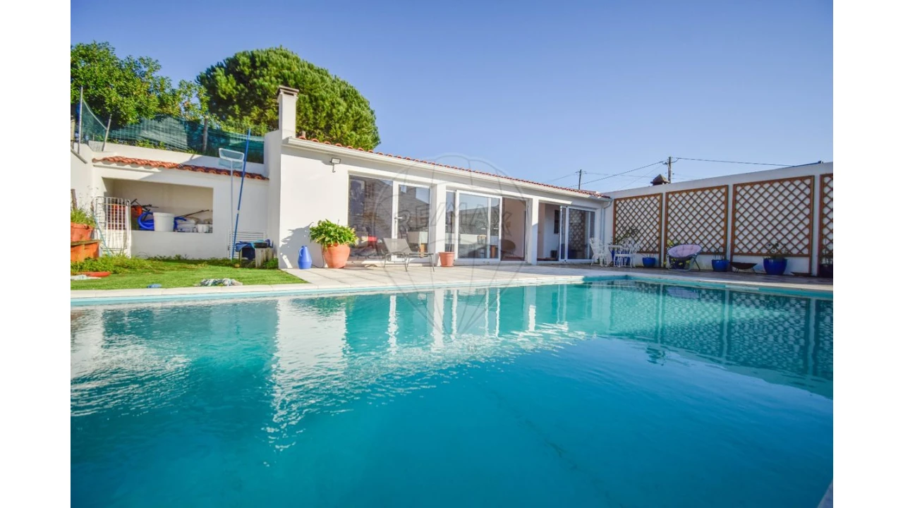 Moradia T6 para Venda em Carvalhal Foto 21