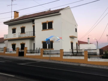 Moradia T4 para Venda em Coruche, Fajarda e Erra