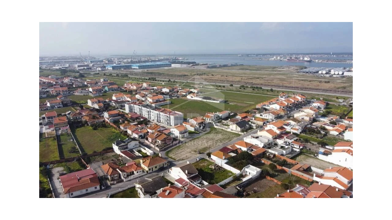 Terreno para Venda em Gafanha da Nazaré Foto 4
