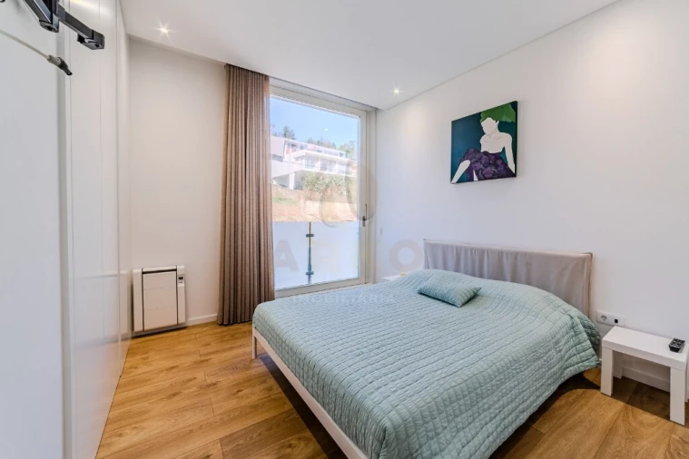 Moradia T5 para Venda em Vila Nova de Famalicão e Calendário Foto 11
