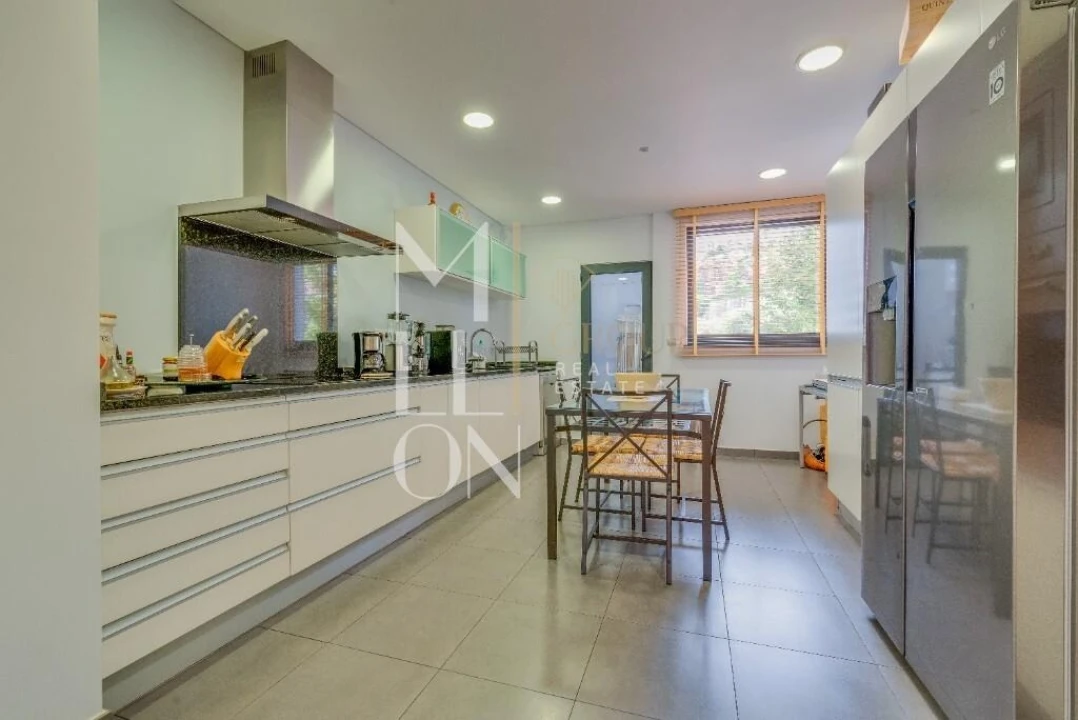Apartamento T4 para Venda em Funchal (São Pedro) Foto 46