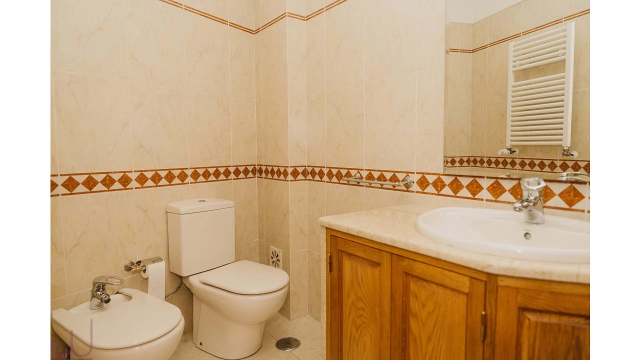 Moradia T3 para Venda em Avenidas Novas Foto 15