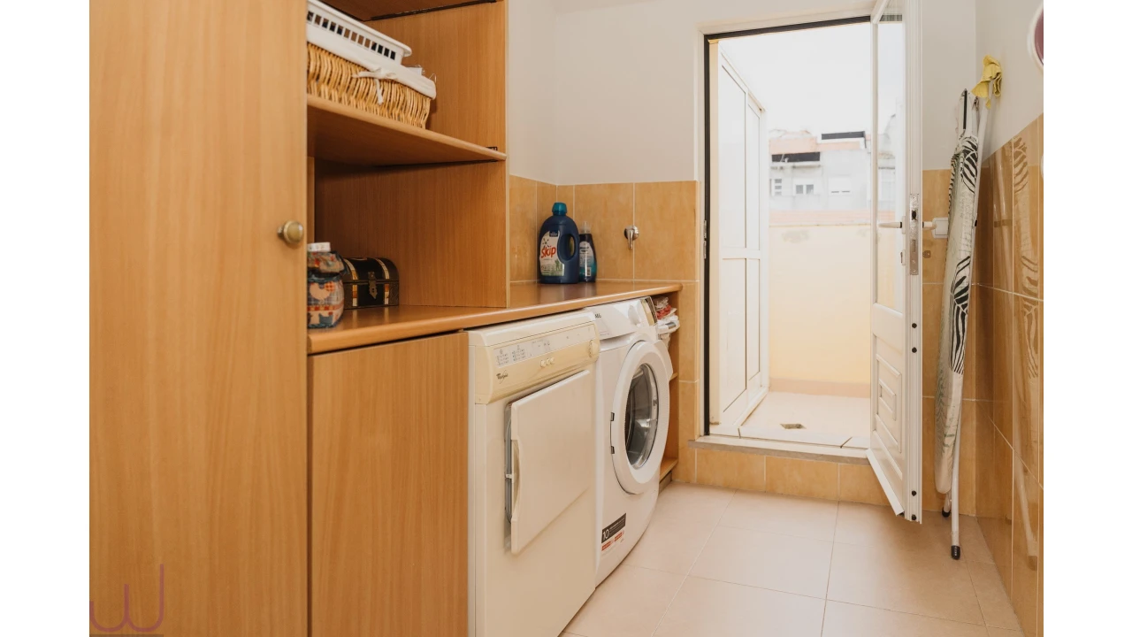 Moradia T3 para Venda em Avenidas Novas Foto 19