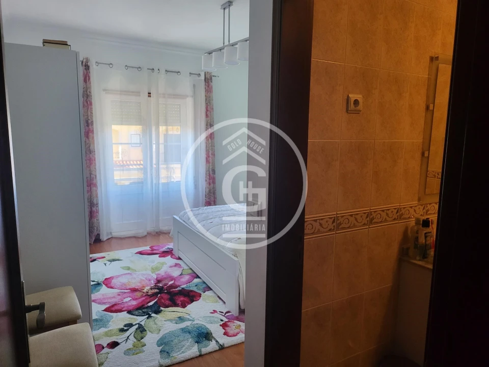 Apartamento T3 para Venda em Almeirim Foto 7