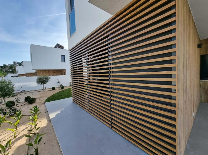 Moradia T4 para Arrendamento em Charneca de Caparica e Sobreda Foto 44