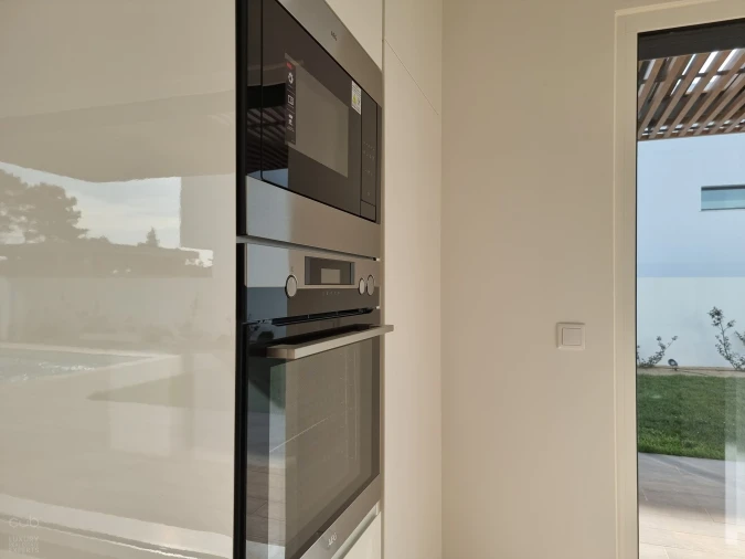 Moradia T4 para Arrendamento em Charneca de Caparica e Sobreda Foto 16